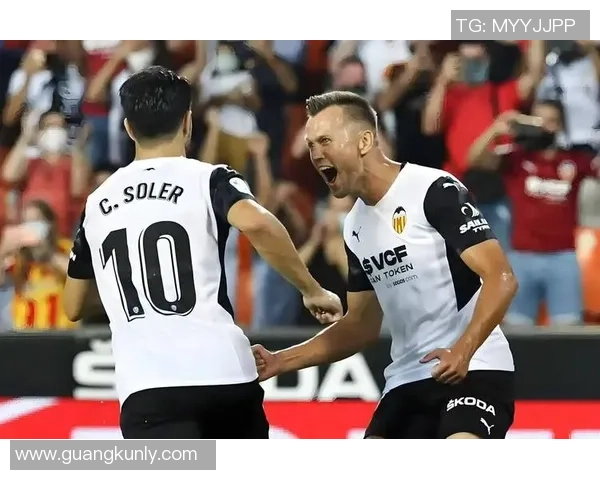 里尔与巴伦西亚精彩对决直播全程回顾与分析